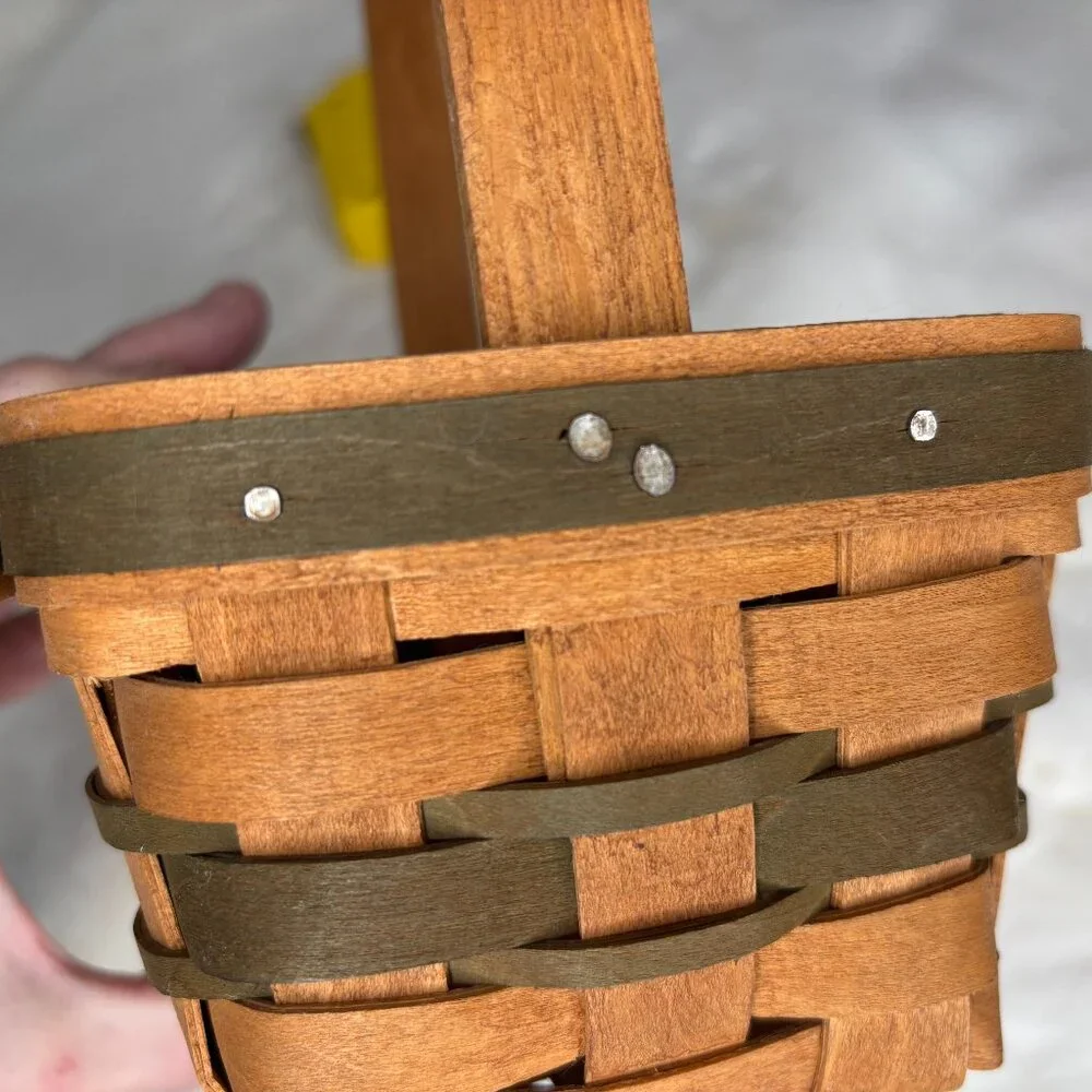 Longaberger Small Vintage 1987 Christmas Mistletoe Basket With Green Stripes